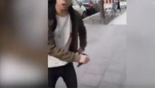 Σάλος στη Γερμανία: «Mαστίγωσαν» Ισραηλινό στην καρδιά του Βερολίνου (βίντεο)